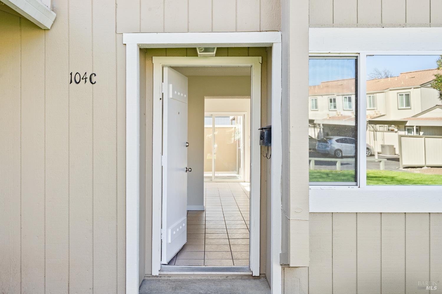 Front Image Thumbnail for BA326019296