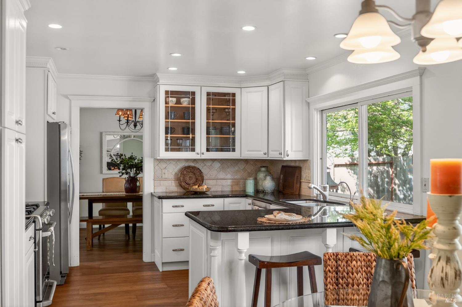 Detail Gallery Image 18 of 68 For 3932 Montrose St, Napa,  CA 94558 - 4 Beds | 2/1 Baths