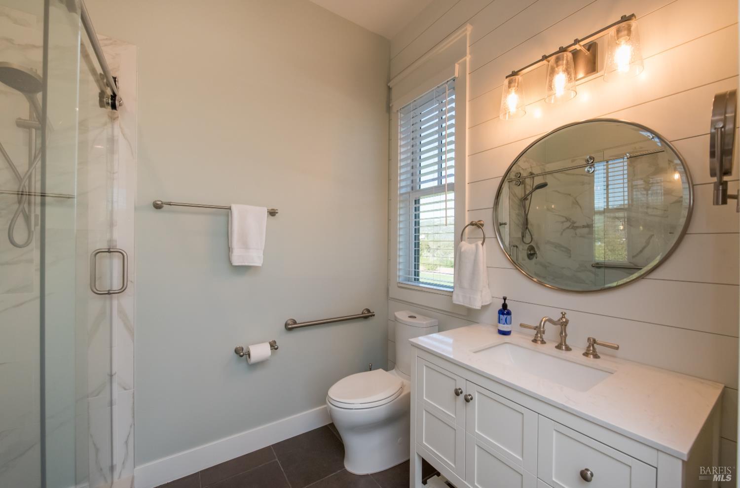 Detail Gallery Image 82 of 93 For 3932 Silver Fox Ct, Santa Rosa,  CA 95403 - 4 Beds | 4/1 Baths