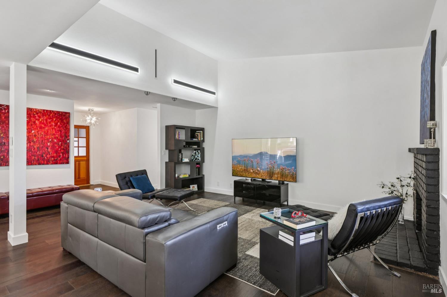 Detail Gallery Image 12 of 66 For 212 Eaton Ct, Benicia,  CA 94510 - 3 Beds | 2 Baths