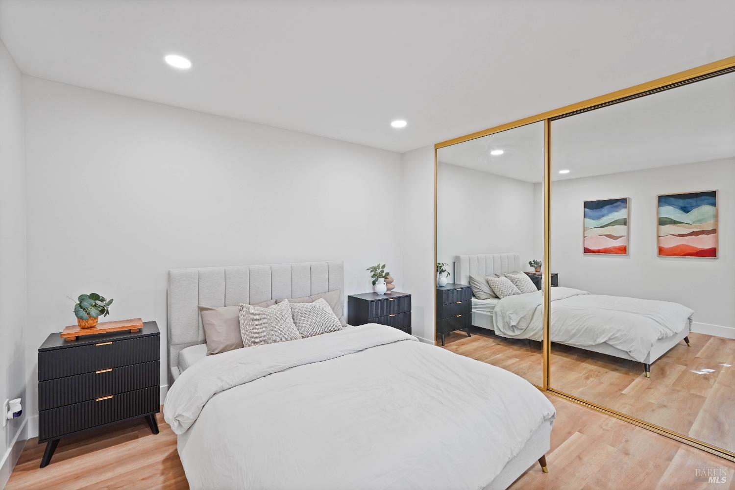 Detail Gallery Image 14 of 34 For 5001 Lakeview Cir, Fairfield,  CA 94534 - 3 Beds | 2 Baths