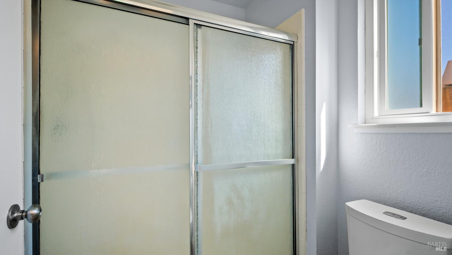 Detail Gallery Image 30 of 68 For 202 Songbird Ct, Vacaville,  CA 95687 - 4 Beds | 3 Baths