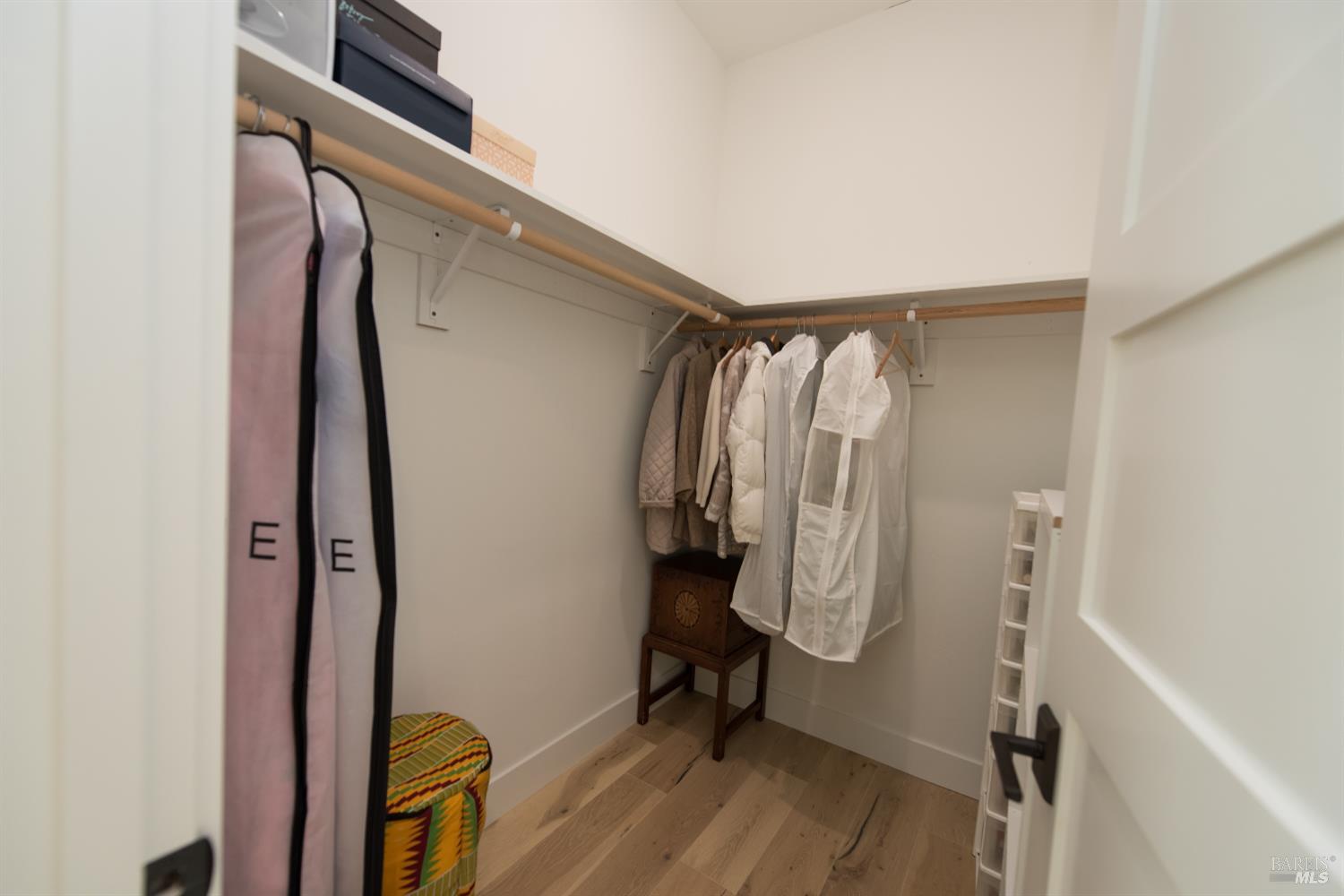 Detail Gallery Image 54 of 93 For 3932 Silver Fox Ct, Santa Rosa,  CA 95403 - 4 Beds | 4/1 Baths