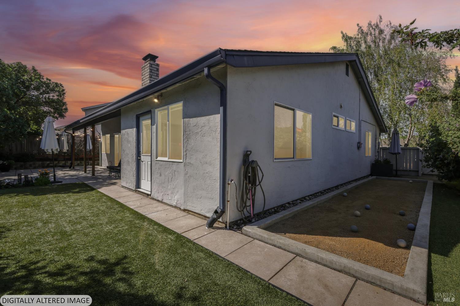 Detail Gallery Image 5 of 66 For 212 Eaton Ct, Benicia,  CA 94510 - 3 Beds | 2 Baths