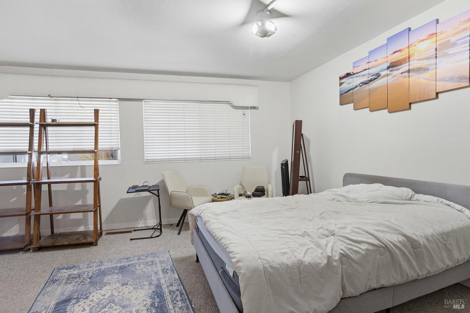 Detail Gallery Image 25 of 36 For 1407 Georgia Ct, Rohnert Park,  CA 94928 - 4 Beds | 3 Baths