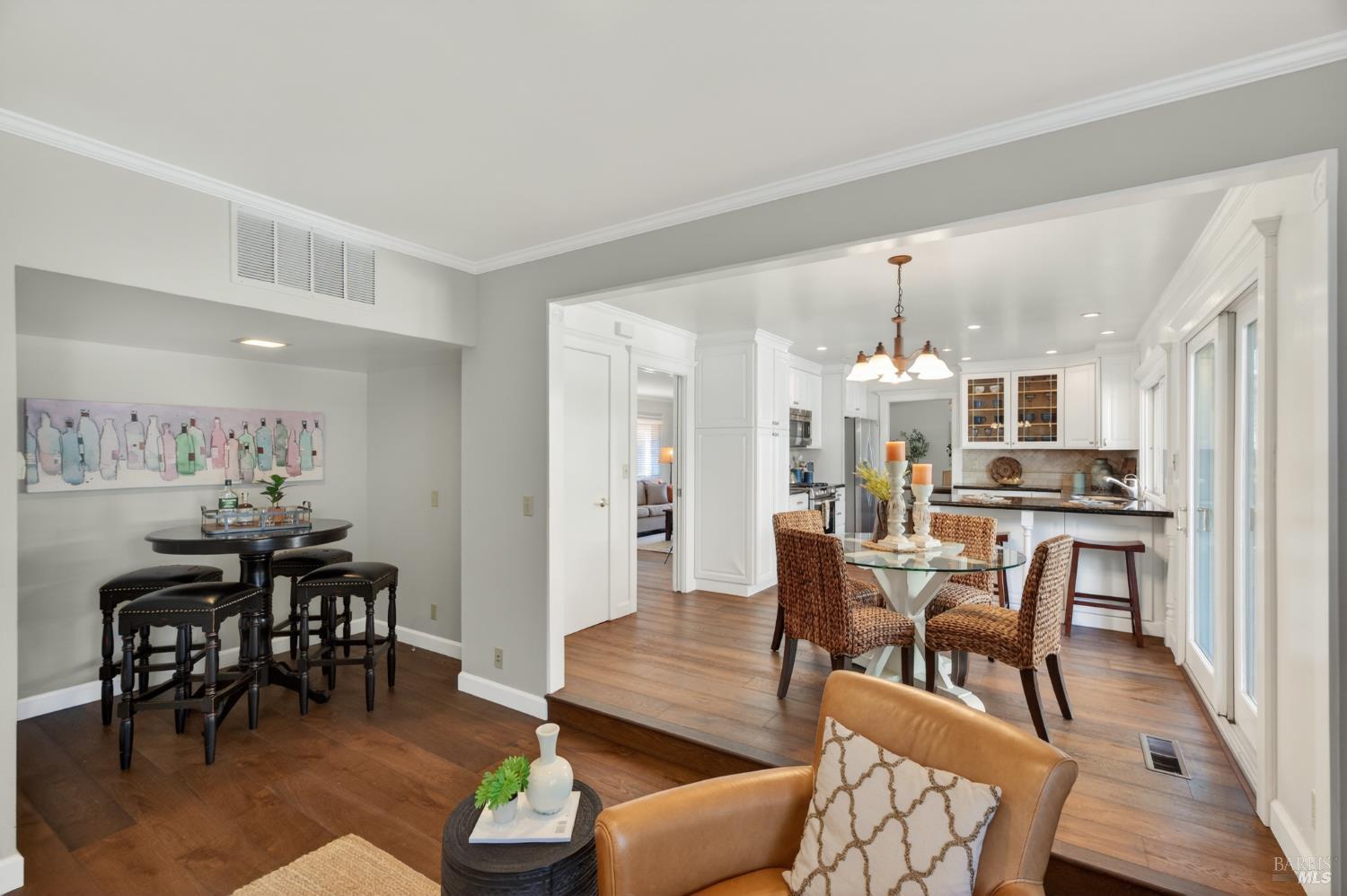 Detail Gallery Image 30 of 68 For 3932 Montrose St, Napa,  CA 94558 - 4 Beds | 2/1 Baths