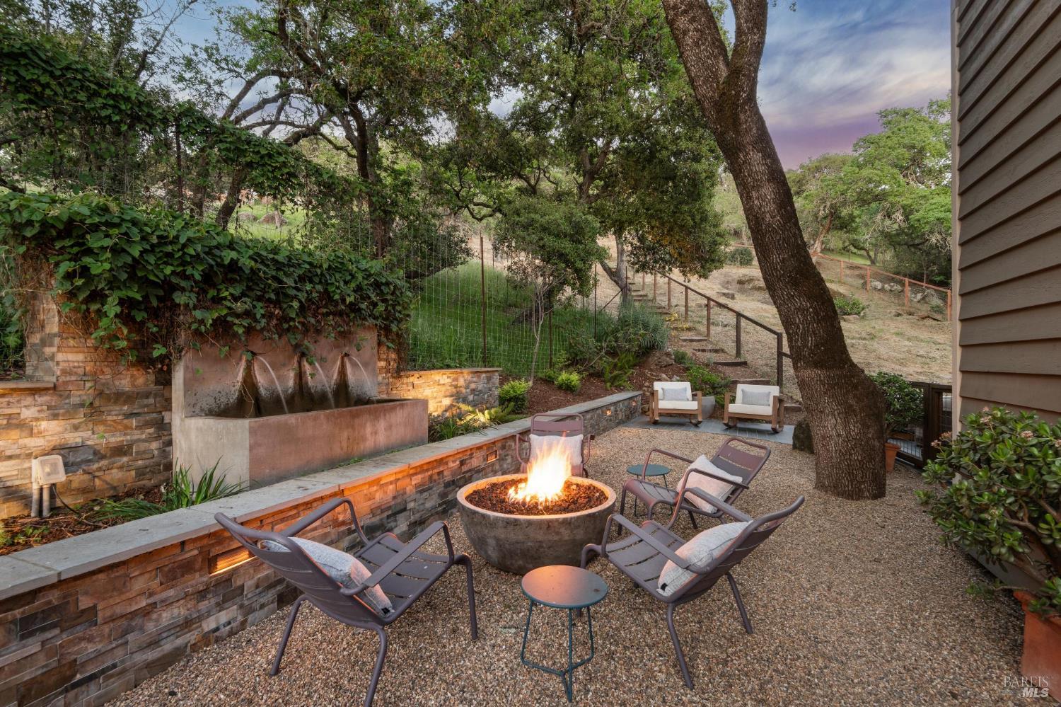 Detail Gallery Image 91 of 99 For 1884 Silverado Trl, Napa,  CA 94558 - 4 Beds | 3/1 Baths