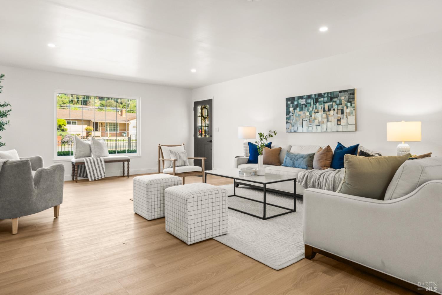 Detail Gallery Image 10 of 48 For 3011 Tennessee St, Vallejo,  CA 94591 - 3 Beds | 2 Baths