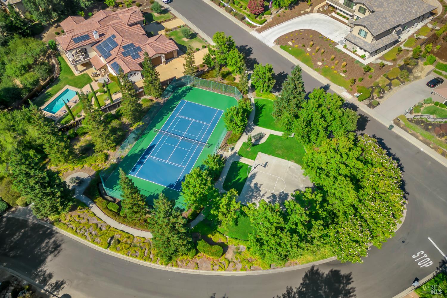 Detail Gallery Image 83 of 89 For 2054 Pinecrest Ct, Vacaville,  CA 95688 - 4 Beds | 4/1 Baths