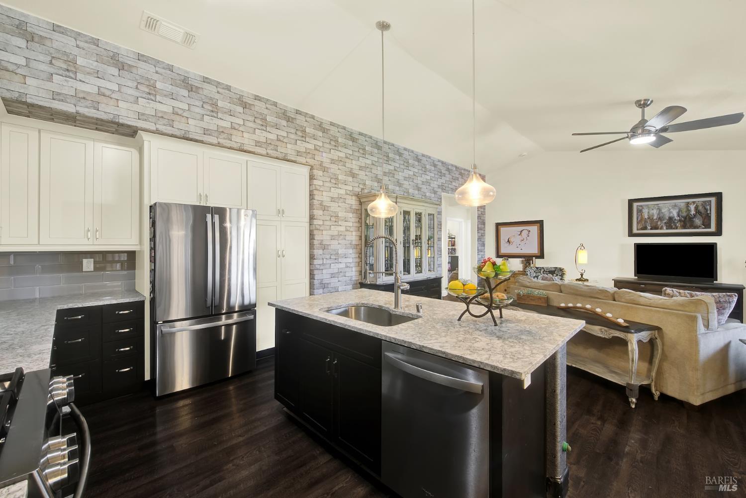 Detail Gallery Image 37 of 77 For 360 Grand Canyon Dr, Vacaville,  CA 95687 - 2 Beds | 2 Baths