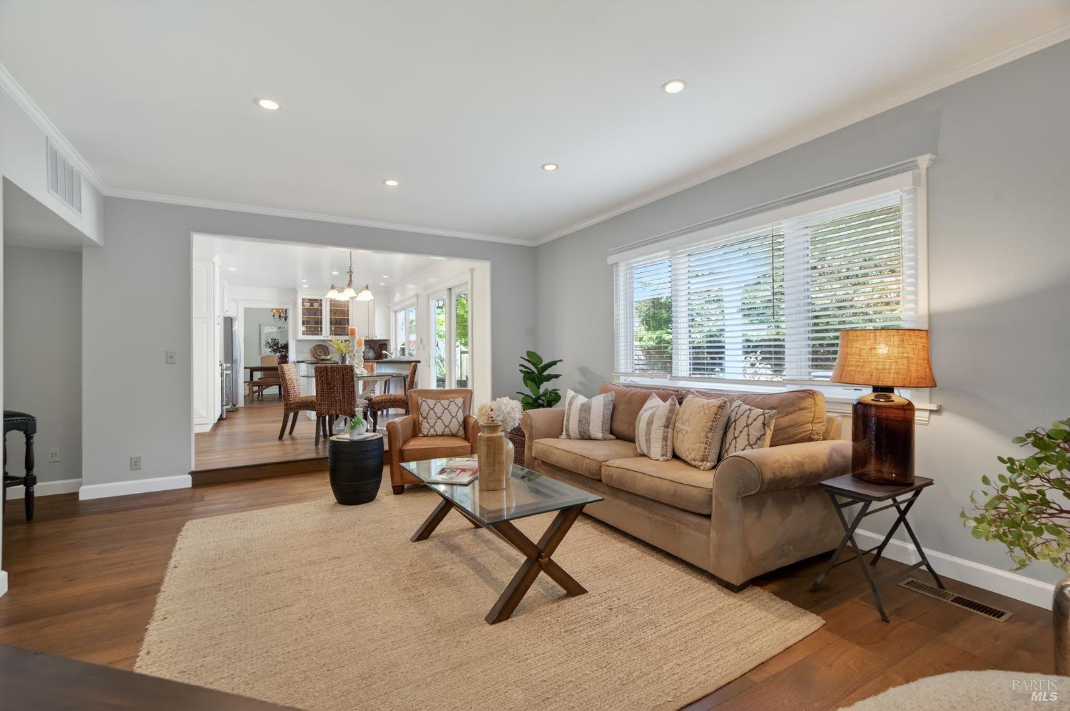 Detail Gallery Image 29 of 68 For 3932 Montrose St, Napa,  CA 94558 - 4 Beds | 2/1 Baths