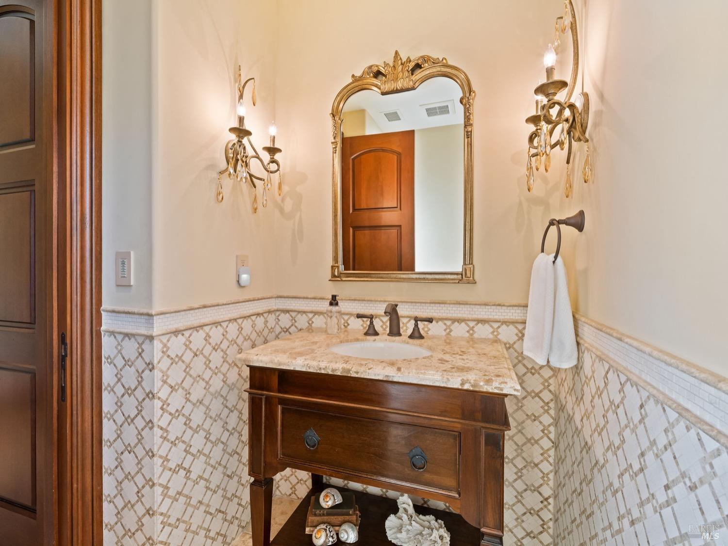 Detail Gallery Image 22 of 95 For 6444 Cottage Ridge Rd, Santa Rosa,  CA 95403 - 4 Beds | 4/2 Baths