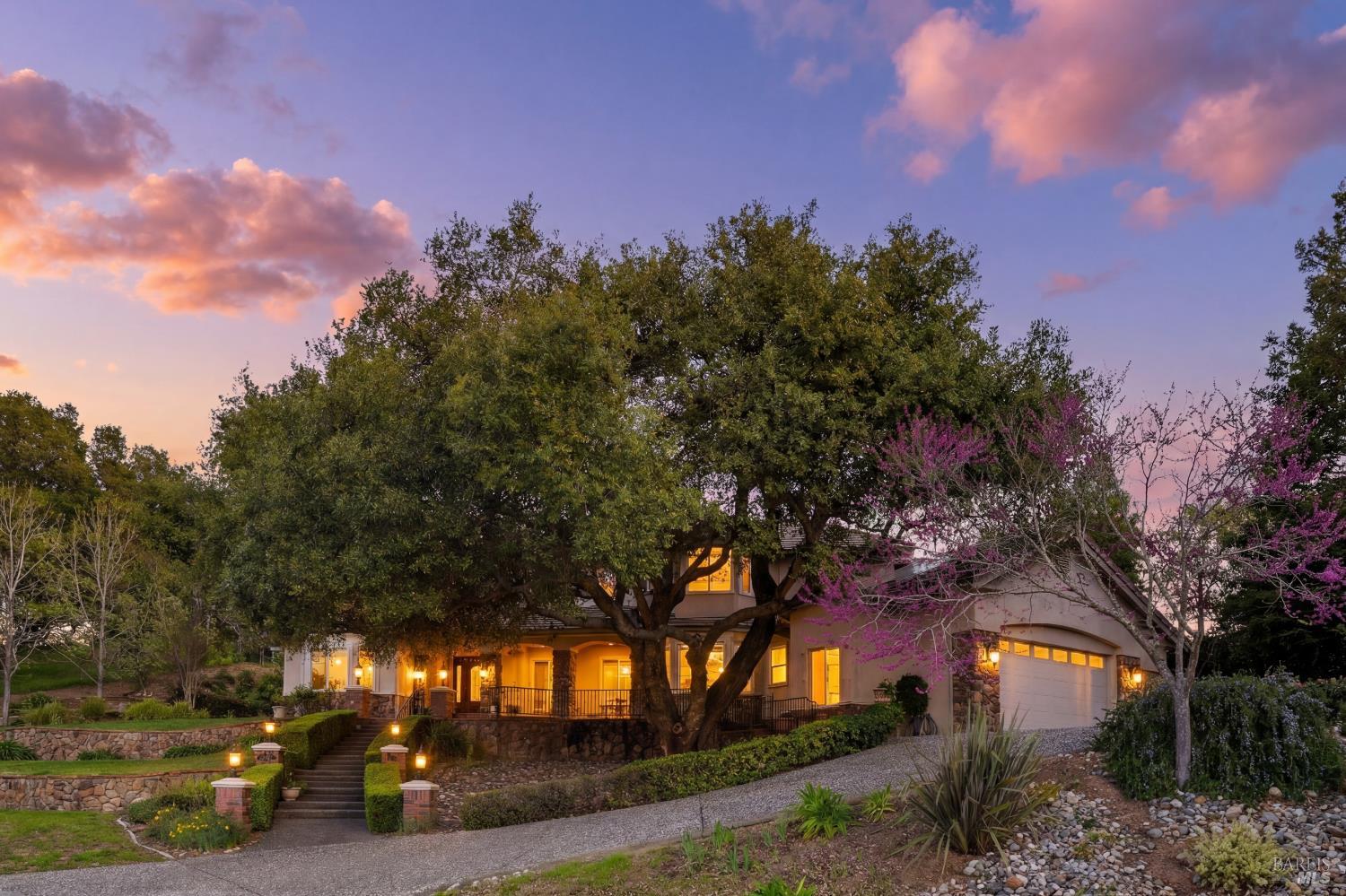 Detail Gallery Image 68 of 89 For 2054 Pinecrest Ct, Vacaville,  CA 95688 - 4 Beds | 4/1 Baths