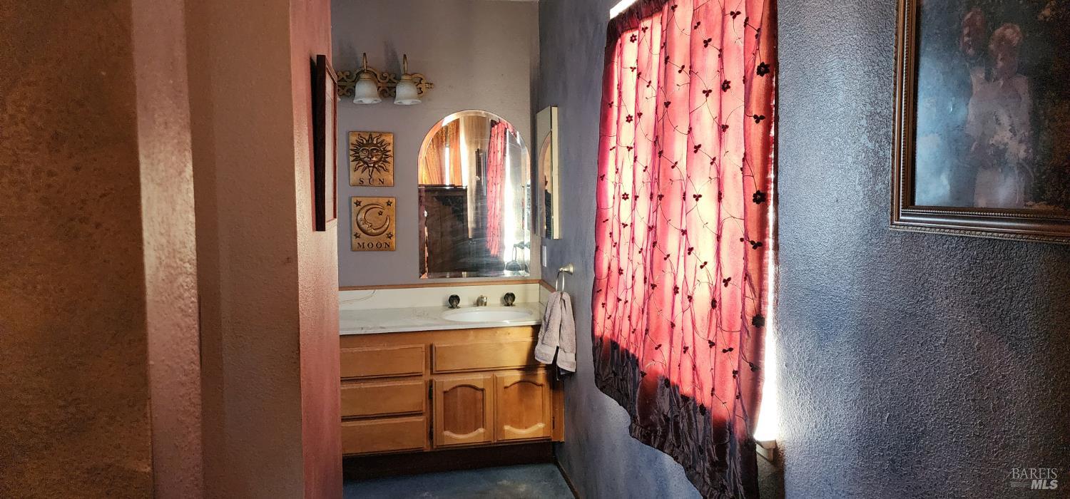 Detail Gallery Image 32 of 44 For 2350 Elliott Dr, American Canyon,  CA 94503 - 4 Beds | 3 Baths