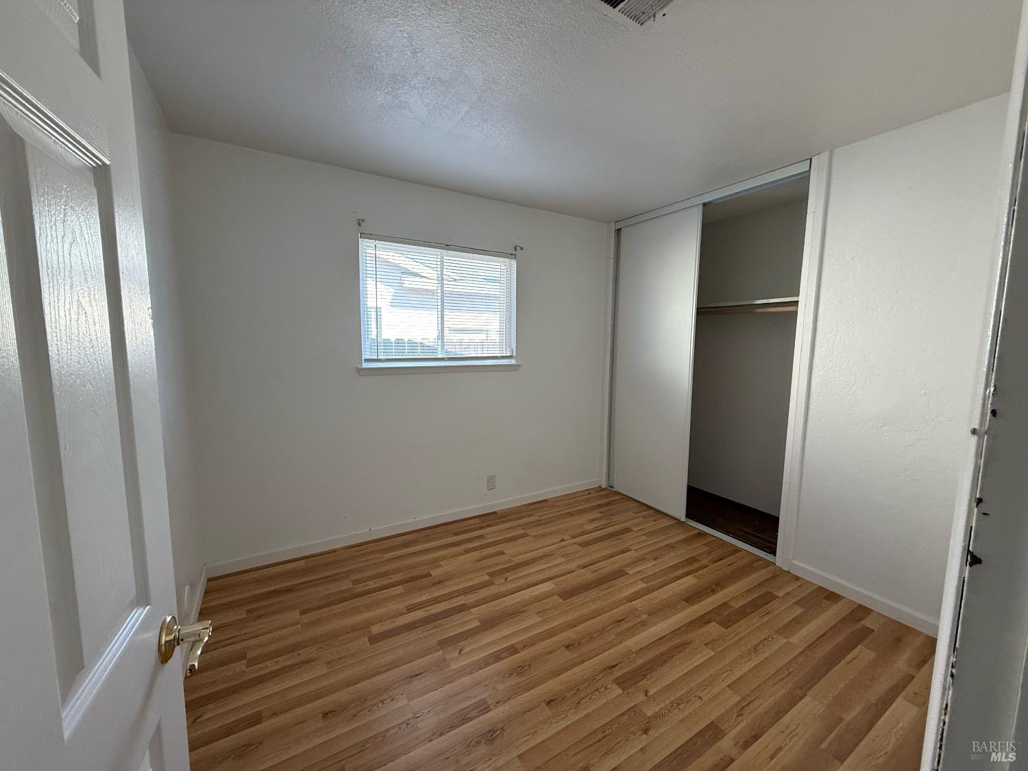 Detail Gallery Image 7 of 18 For 631 Inverness Dr, Vallejo,  CA 94589 - 3 Beds | 2 Baths