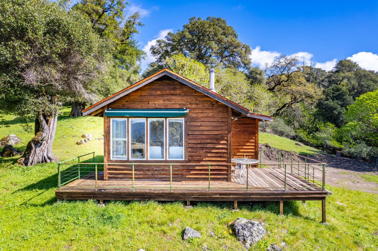 Detail Gallery Image 34 of 80 For 16101 Lost Creek Rd, Yorkville,  CA 95494 - 2 Beds | 2 Baths