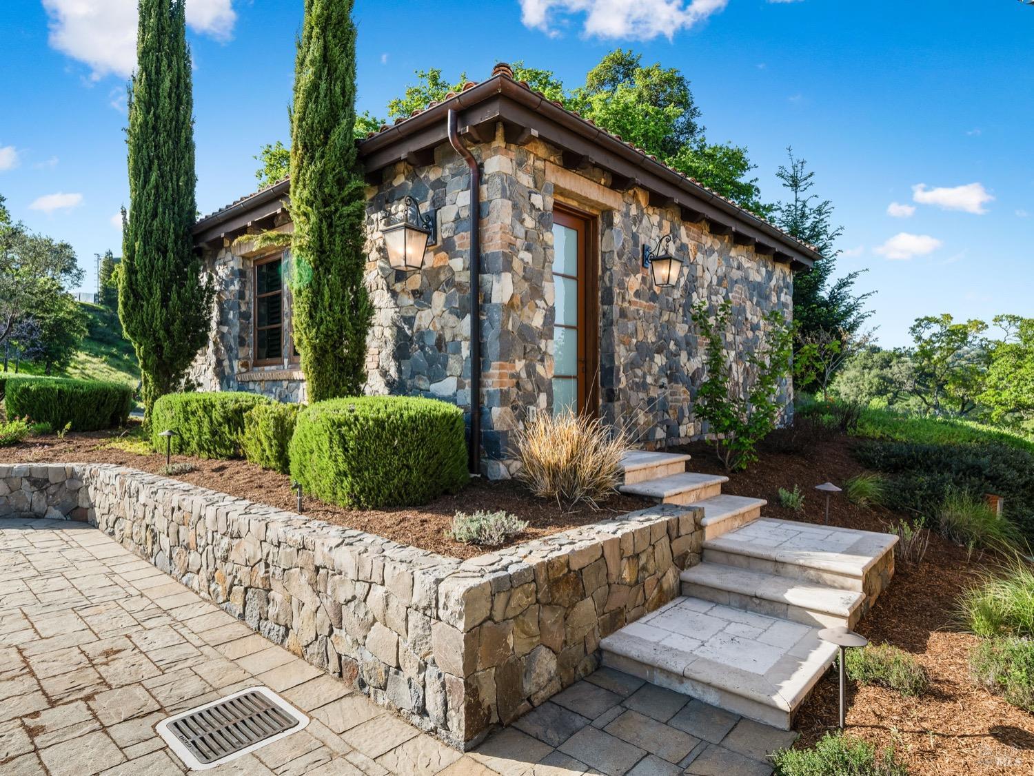 Detail Gallery Image 82 of 95 For 6444 Cottage Ridge Rd, Santa Rosa,  CA 95403 - 4 Beds | 4/2 Baths