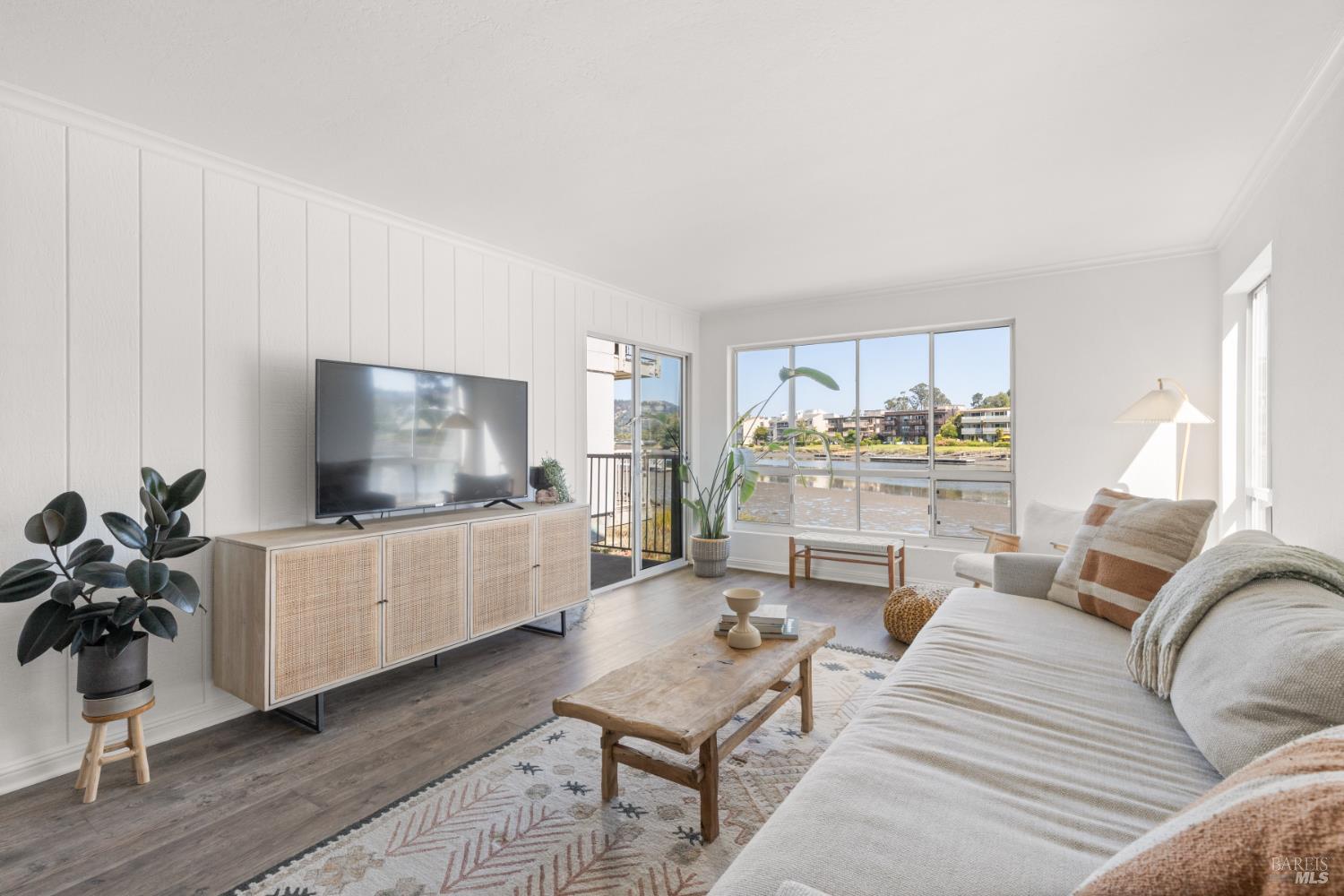 Detail Gallery Image 7 of 48 For 621 Larkspur Plaza Dr, Larkspur,  CA 94939 - 1 Beds | 1 Baths