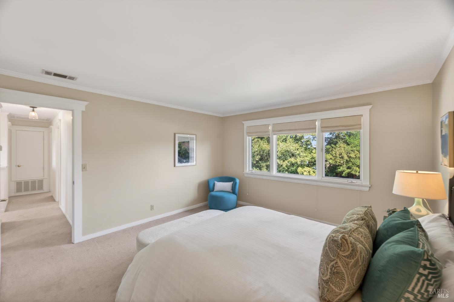 Detail Gallery Image 35 of 68 For 3932 Montrose St, Napa,  CA 94558 - 4 Beds | 2/1 Baths