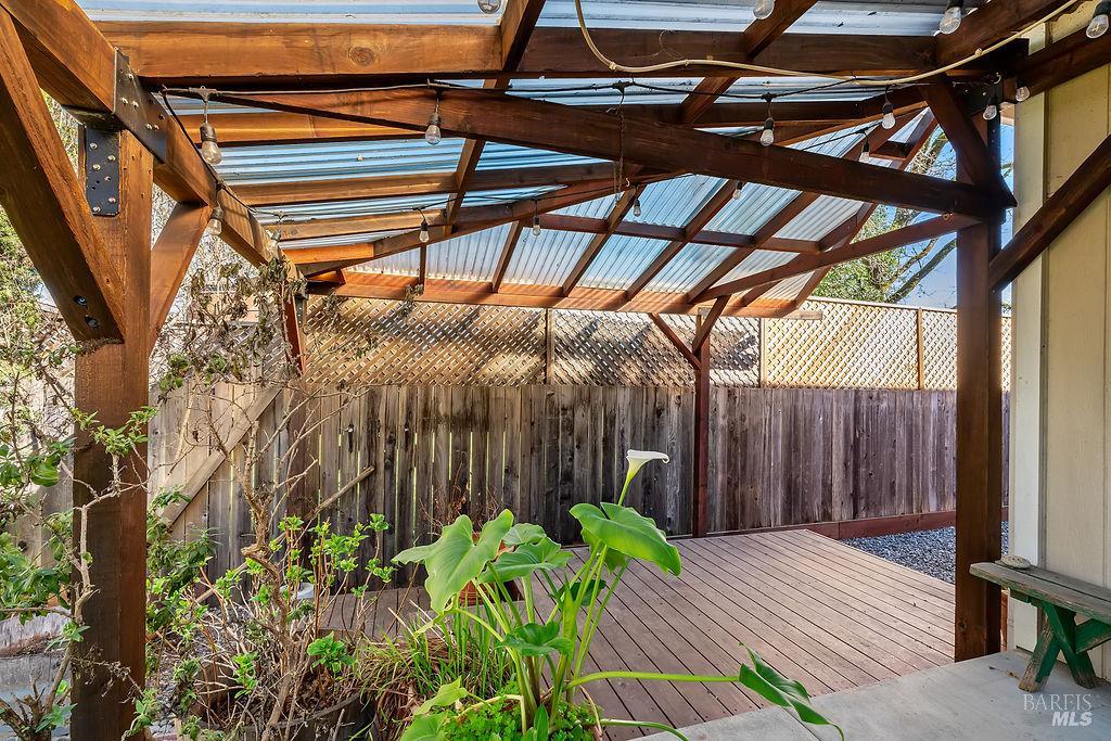 Detail Gallery Image 37 of 45 For 125 Anish Way, Windsor,  CA 95492 - 4 Beds | 3/1 Baths