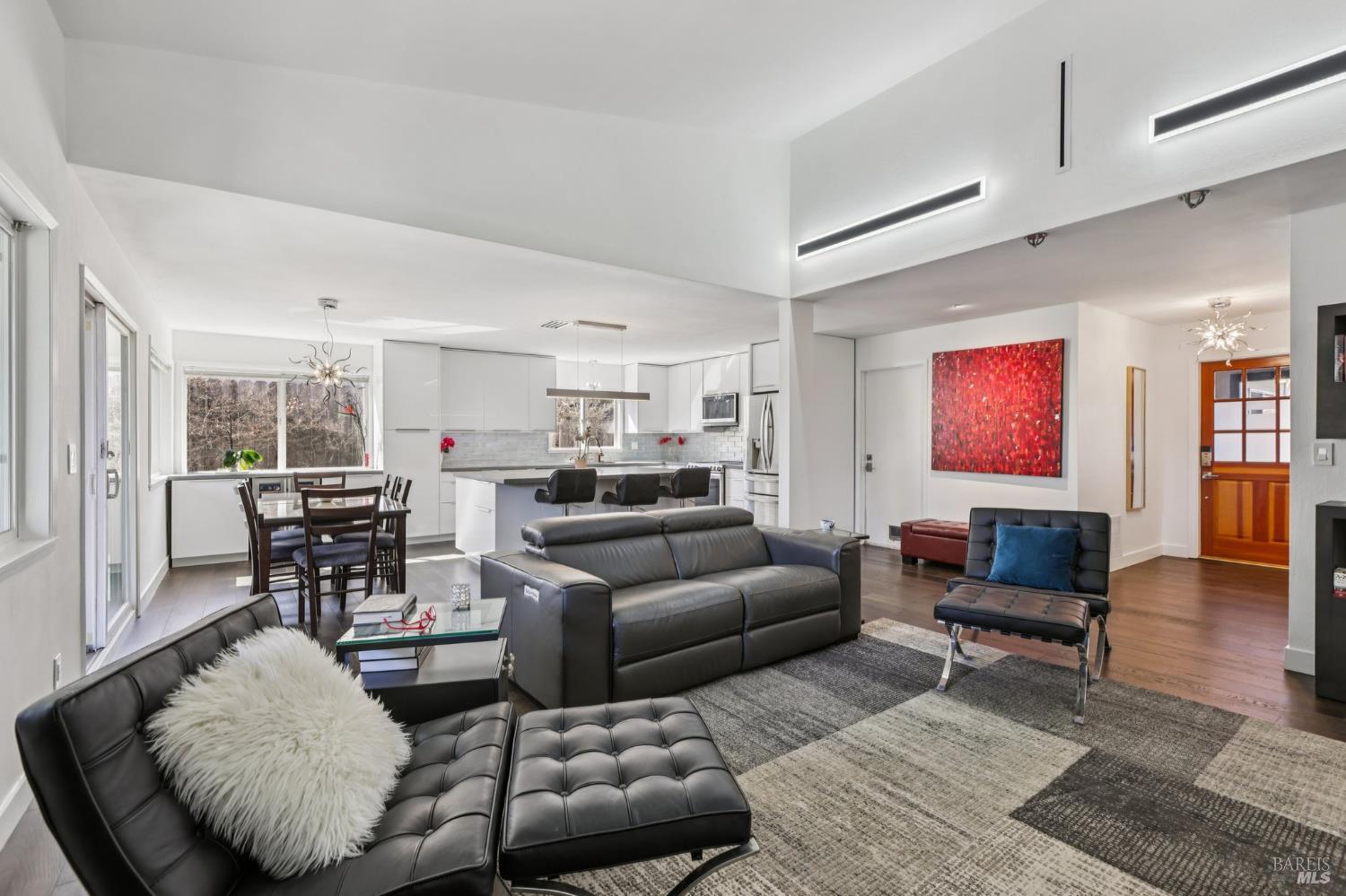 Detail Gallery Image 10 of 66 For 212 Eaton Ct, Benicia,  CA 94510 - 3 Beds | 2 Baths