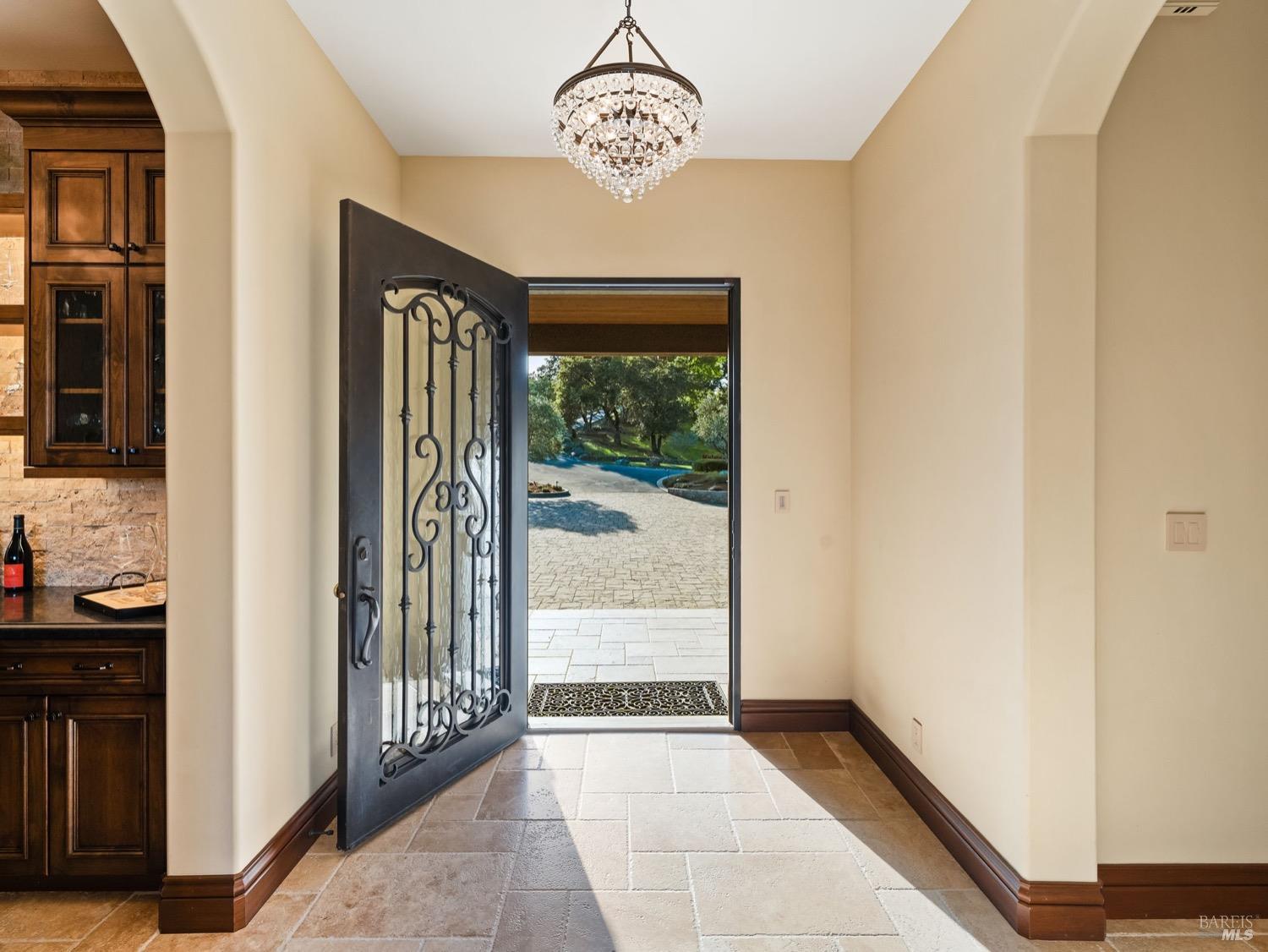 Detail Gallery Image 4 of 95 For 6444 Cottage Ridge Rd, Santa Rosa,  CA 95403 - 4 Beds | 4/2 Baths