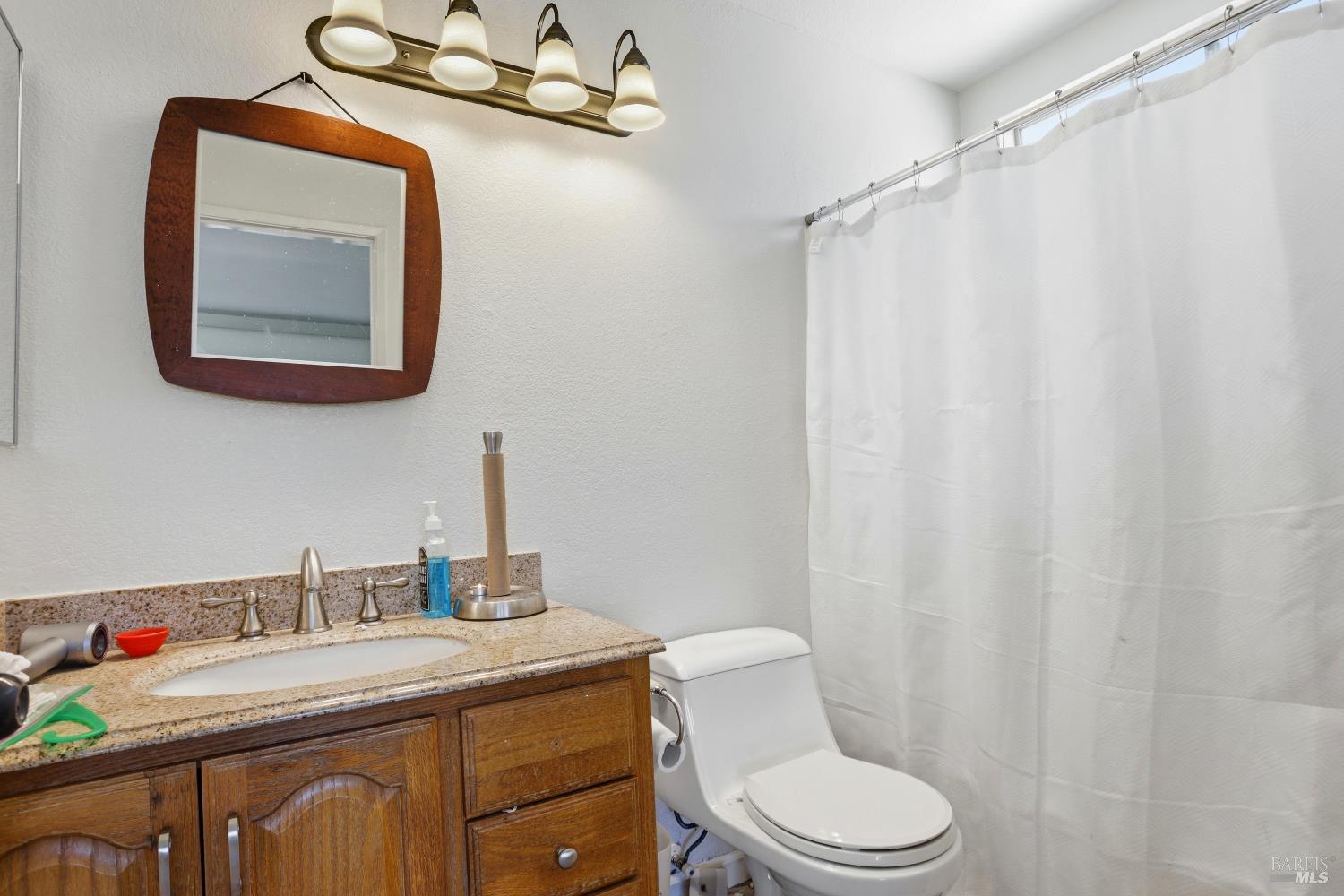 Detail Gallery Image 30 of 36 For 1407 Georgia Ct, Rohnert Park,  CA 94928 - 4 Beds | 3 Baths