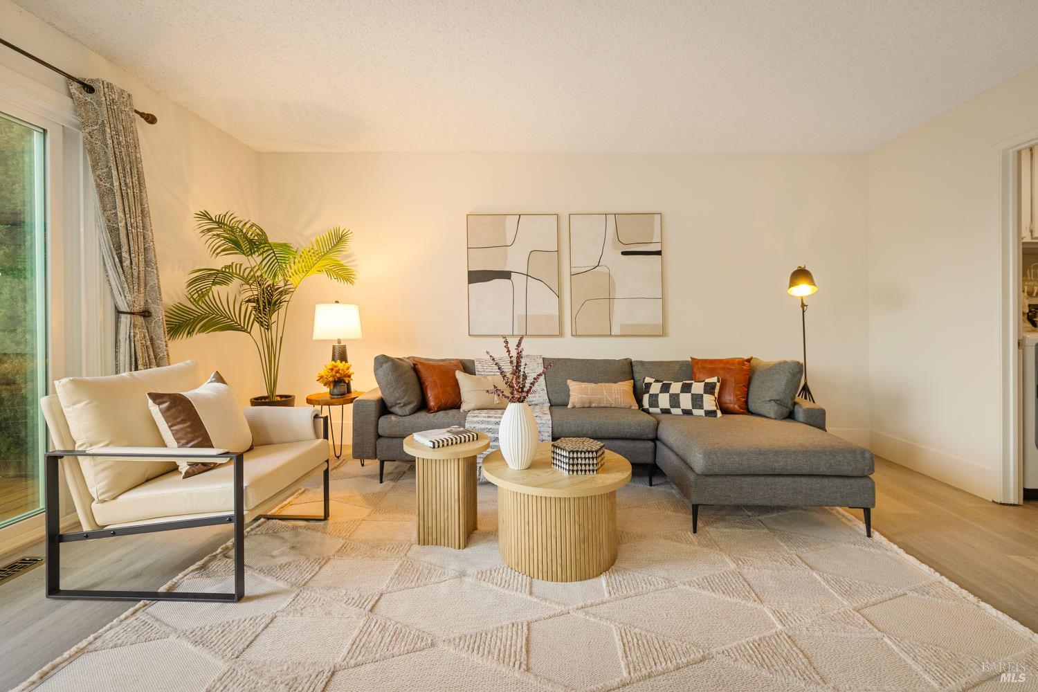 Detail Gallery Image 26 of 75 For 2545 Vista Grande Unkn, Fairfield,  CA 94534 - 3 Beds | 2/1 Baths