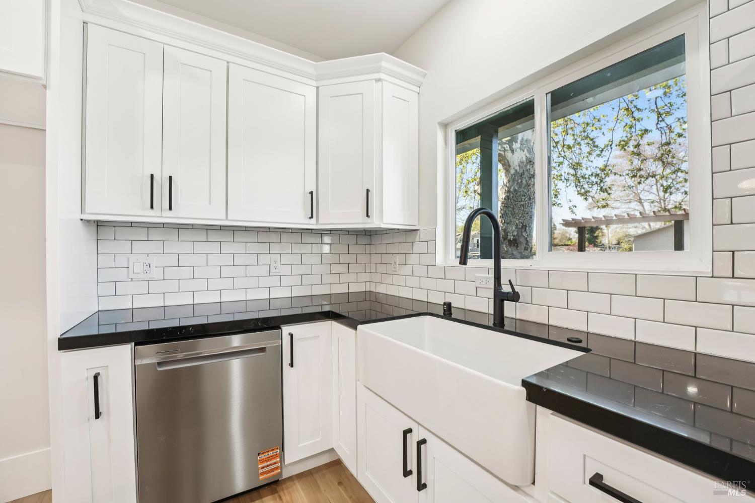 Detail Gallery Image 23 of 49 For 1662 Glazier Dr, Concord,  CA 94521 - 3 Beds | 2 Baths