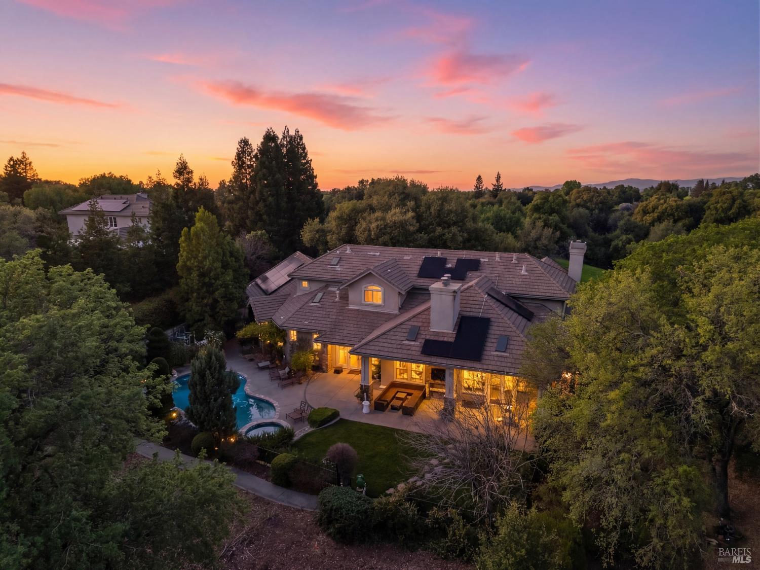 Detail Gallery Image 60 of 89 For 2054 Pinecrest Ct, Vacaville,  CA 95688 - 4 Beds | 4/1 Baths