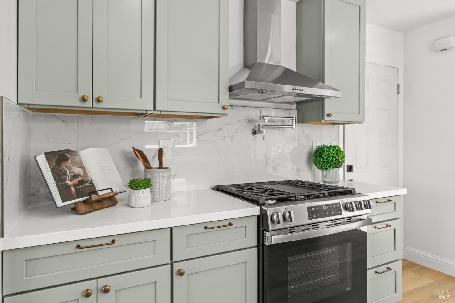 Detail Gallery Image 19 of 48 For 3011 Tennessee St, Vallejo,  CA 94591 - 3 Beds | 2 Baths