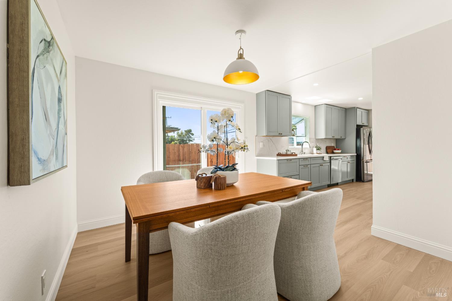 Detail Gallery Image 12 of 48 For 3011 Tennessee St, Vallejo,  CA 94591 - 3 Beds | 2 Baths