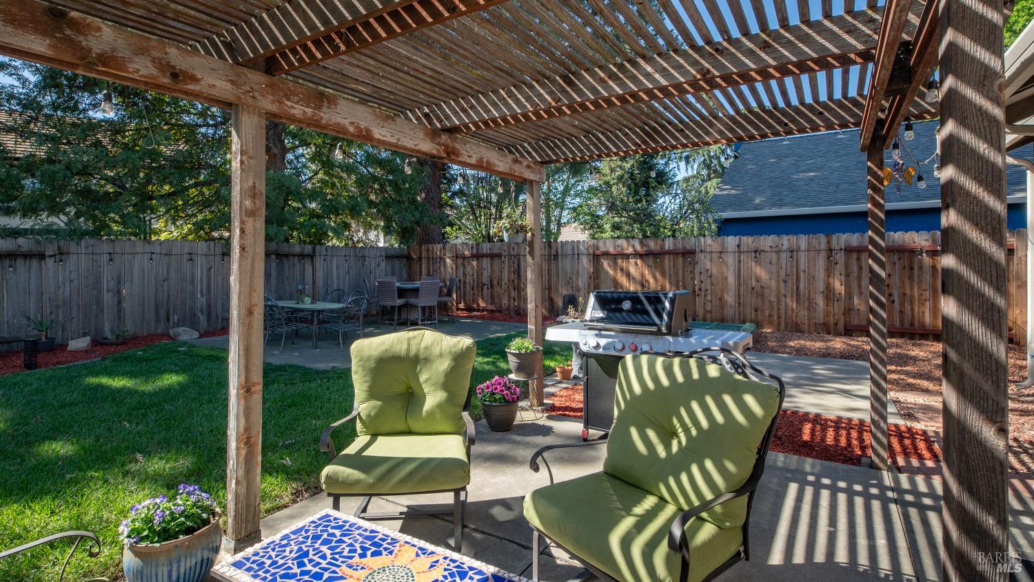 Detail Gallery Image 34 of 68 For 202 Songbird Ct, Vacaville,  CA 95687 - 4 Beds | 3 Baths