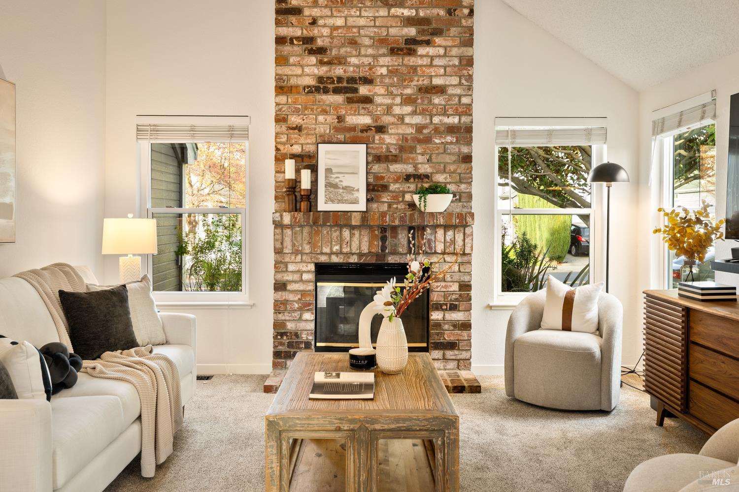 Detail Gallery Image 9 of 75 For 2545 Vista Grande Unkn, Fairfield,  CA 94534 - 3 Beds | 2/1 Baths