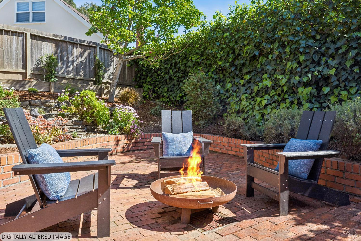 Detail Gallery Image 51 of 81 For 212 Blackstone Dr, San Rafael,  CA 94903 - 3 Beds | 2 Baths