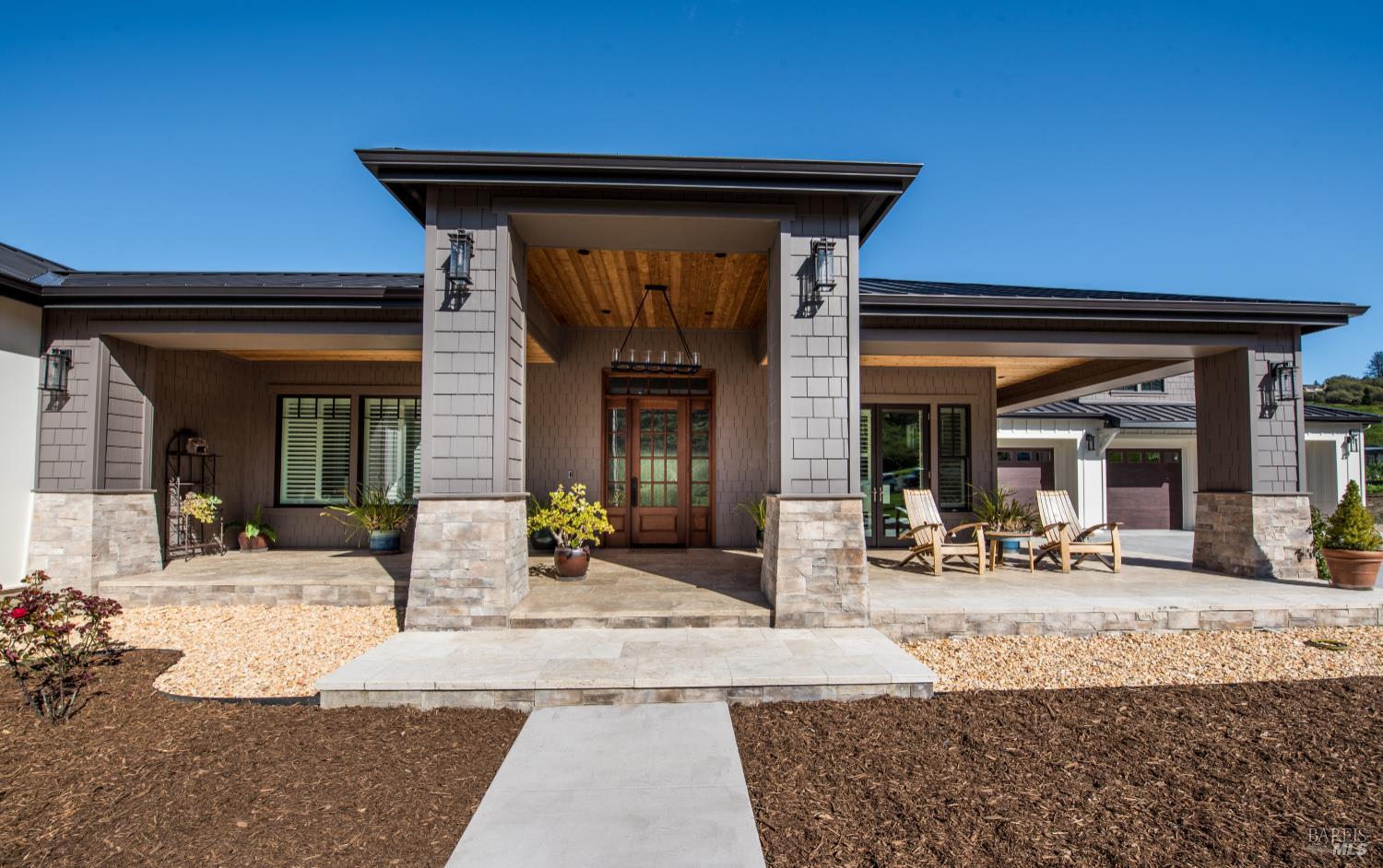 Detail Gallery Image 10 of 93 For 3932 Silver Fox Ct, Santa Rosa,  CA 95403 - 4 Beds | 4/1 Baths