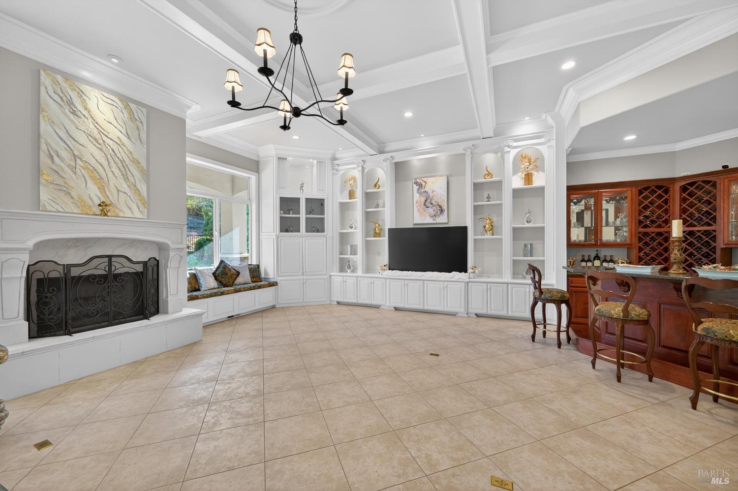 Detail Gallery Image 15 of 89 For 2054 Pinecrest Ct, Vacaville,  CA 95688 - 4 Beds | 4/1 Baths