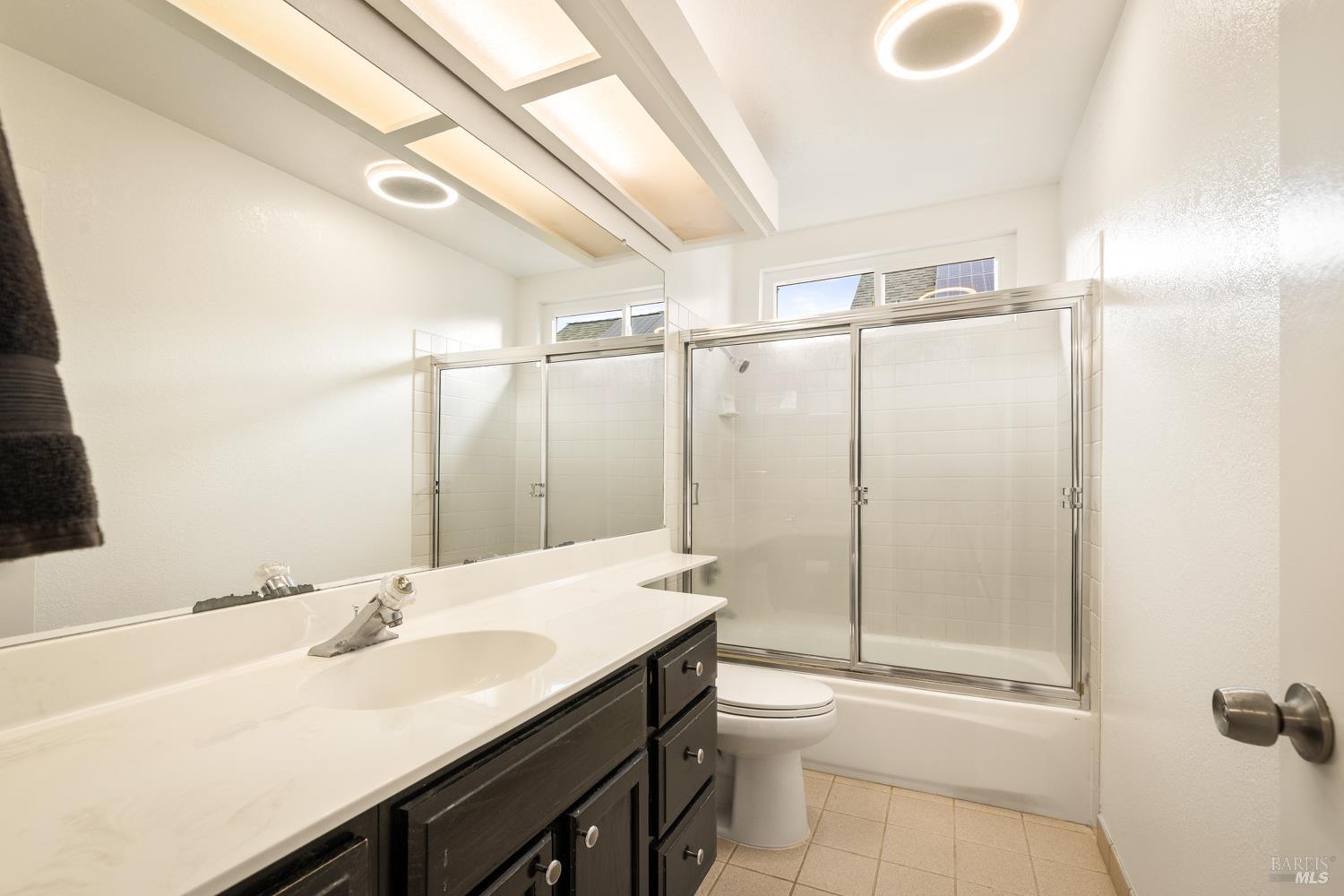 Detail Gallery Image 46 of 75 For 2545 Vista Grande Unkn, Fairfield,  CA 94534 - 3 Beds | 2/1 Baths