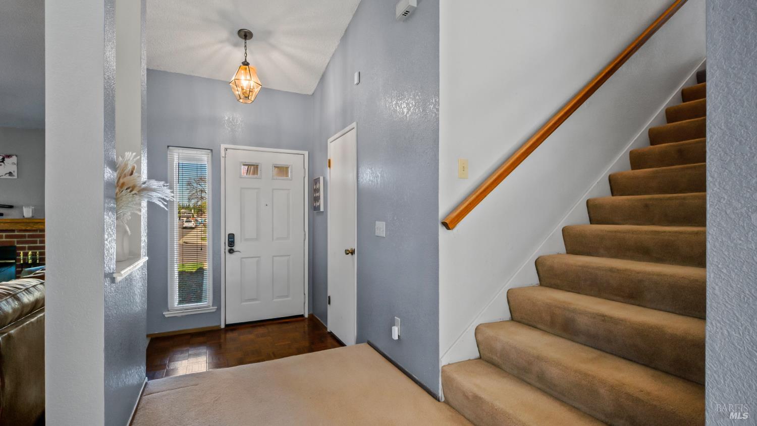 Detail Gallery Image 9 of 68 For 202 Songbird Ct, Vacaville,  CA 95687 - 4 Beds | 3 Baths