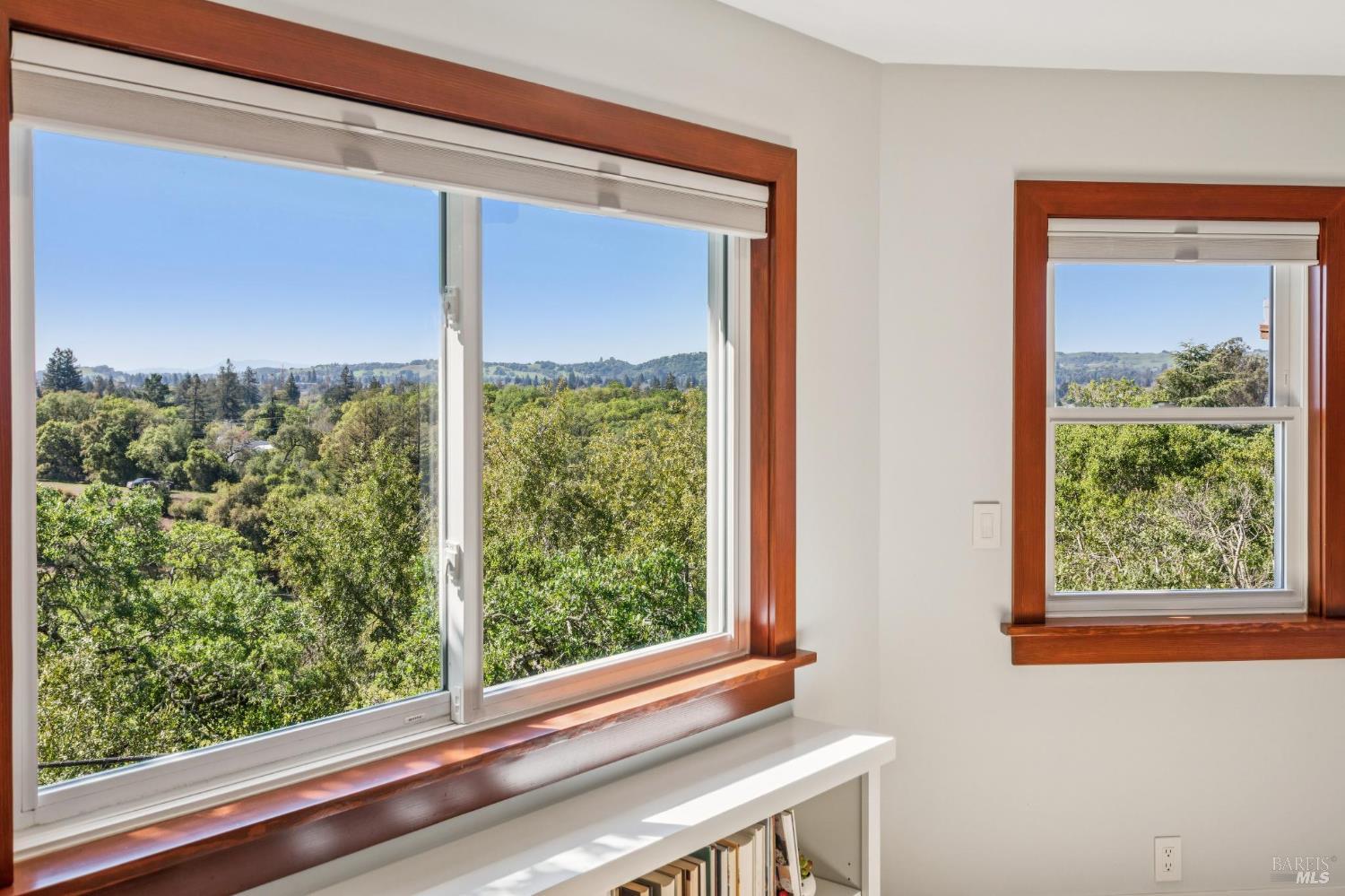 Detail Gallery Image 42 of 99 For 1884 Silverado Trl, Napa,  CA 94558 - 4 Beds | 3/1 Baths