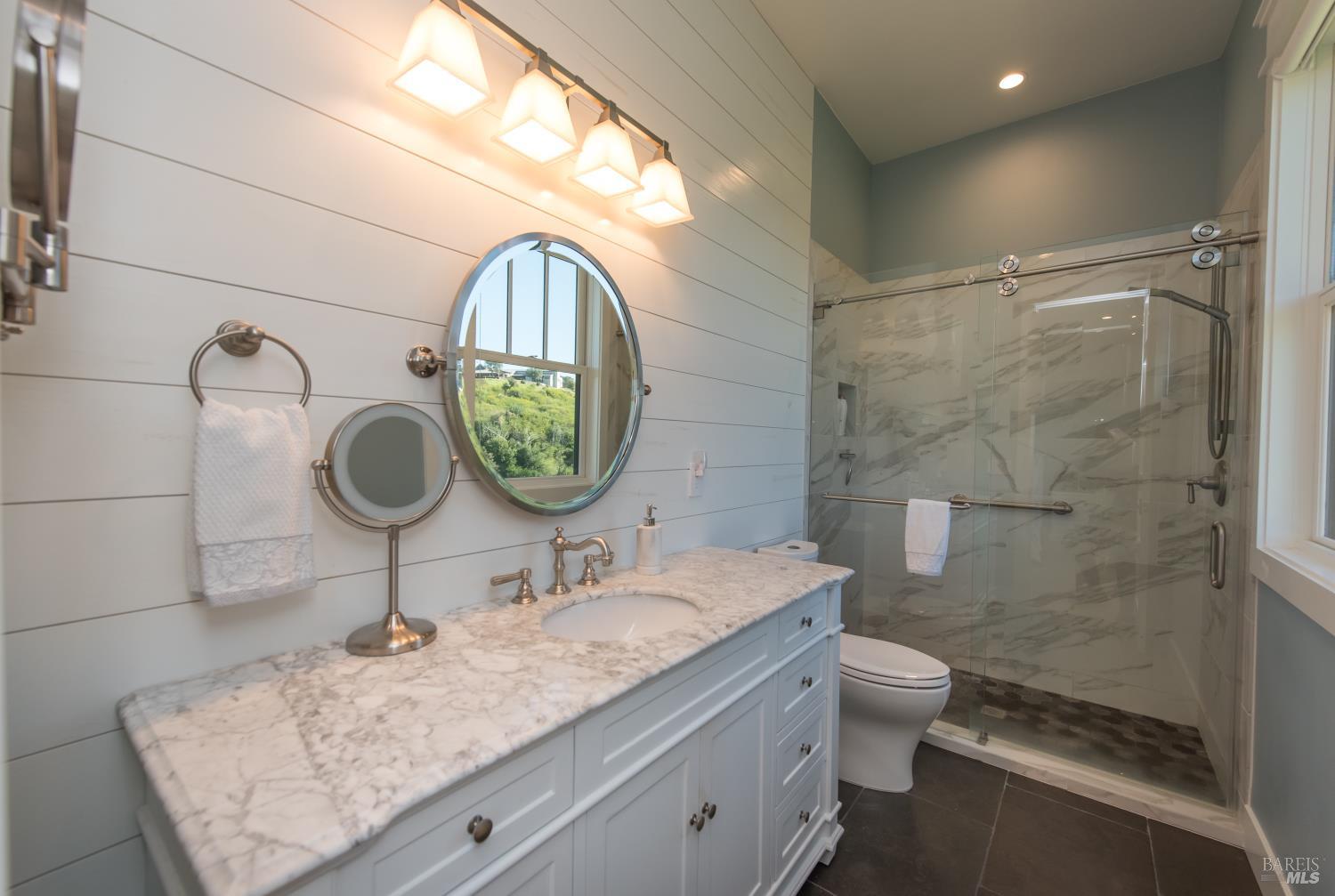 Detail Gallery Image 48 of 93 For 3932 Silver Fox Ct, Santa Rosa,  CA 95403 - 4 Beds | 4/1 Baths