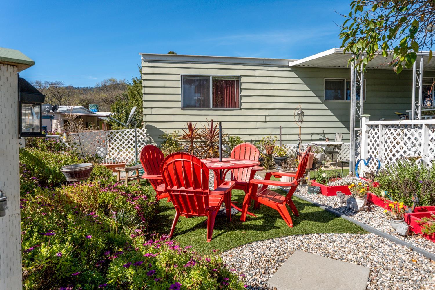 Detail Gallery Image 6 of 23 For 660 Leslie St 80, Ukiah,  CA 95482 - 2 Beds | 1/1 Baths