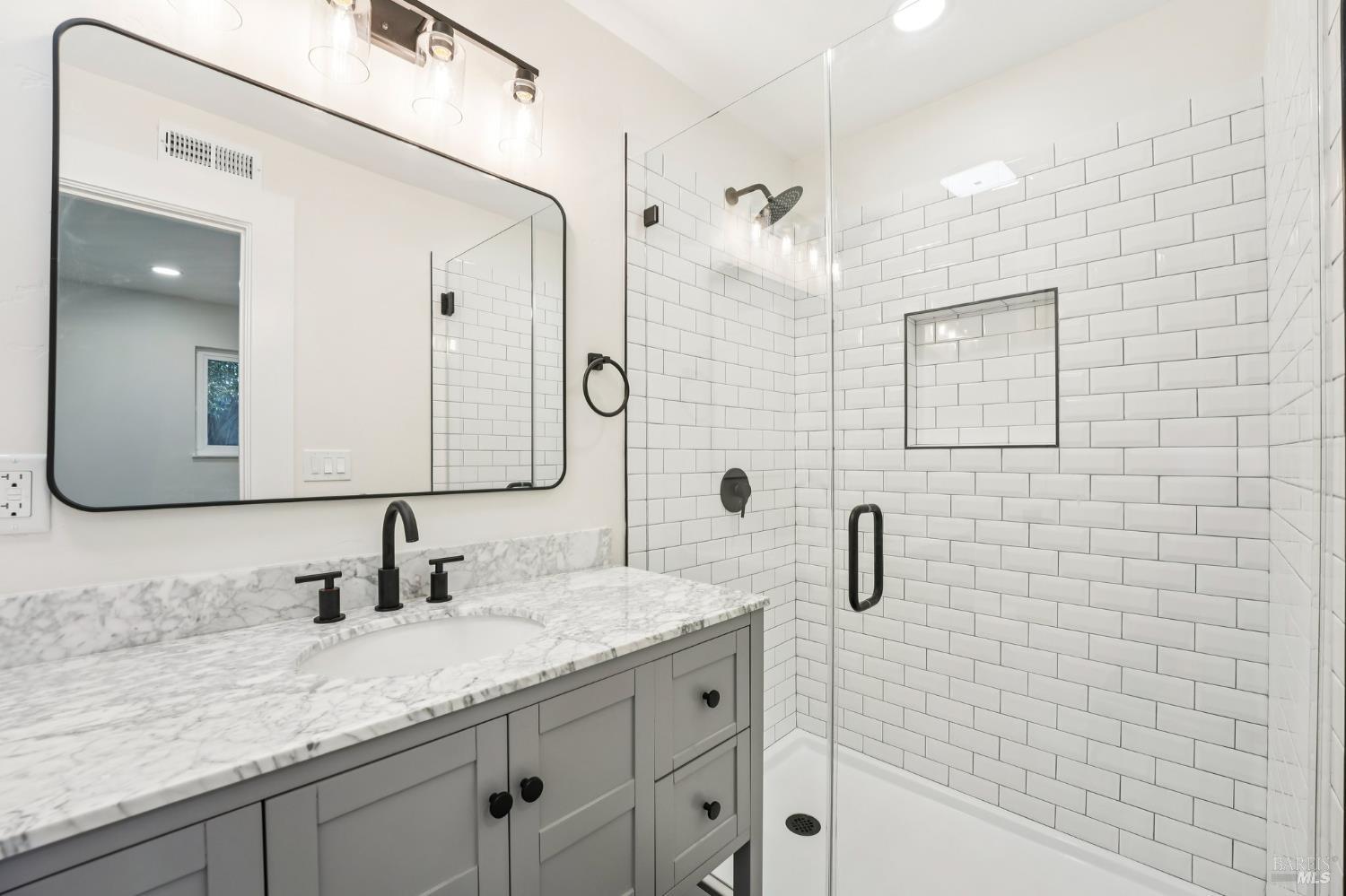 Detail Gallery Image 40 of 49 For 1662 Glazier Dr, Concord,  CA 94521 - 3 Beds | 2 Baths