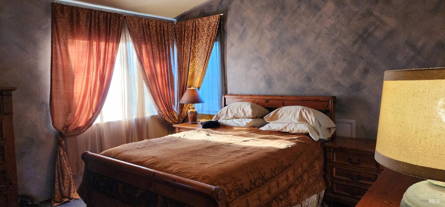 Detail Gallery Image 28 of 44 For 2350 Elliott Dr, American Canyon,  CA 94503 - 4 Beds | 3 Baths