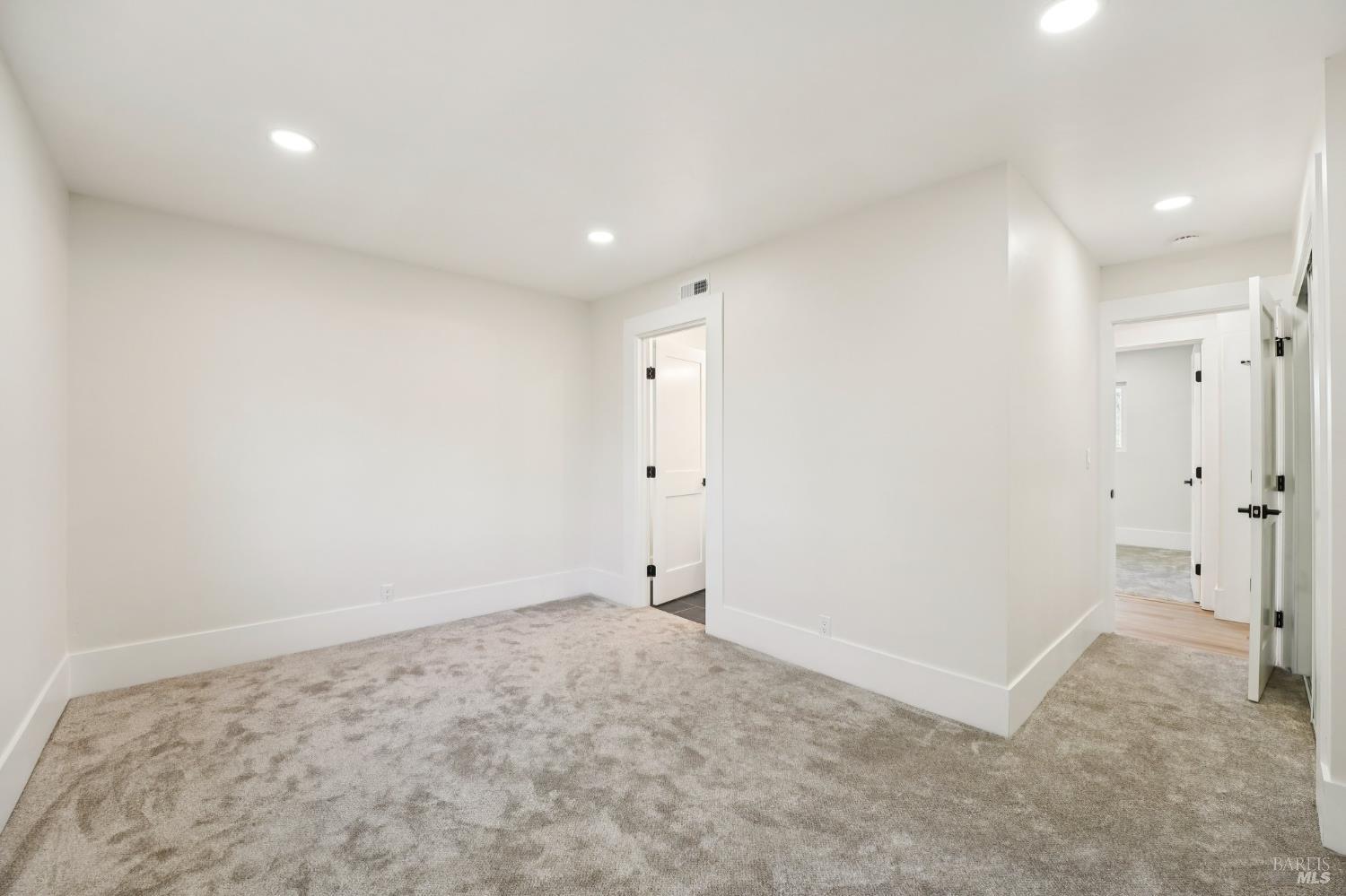 Detail Gallery Image 36 of 49 For 1662 Glazier Dr, Concord,  CA 94521 - 3 Beds | 2 Baths