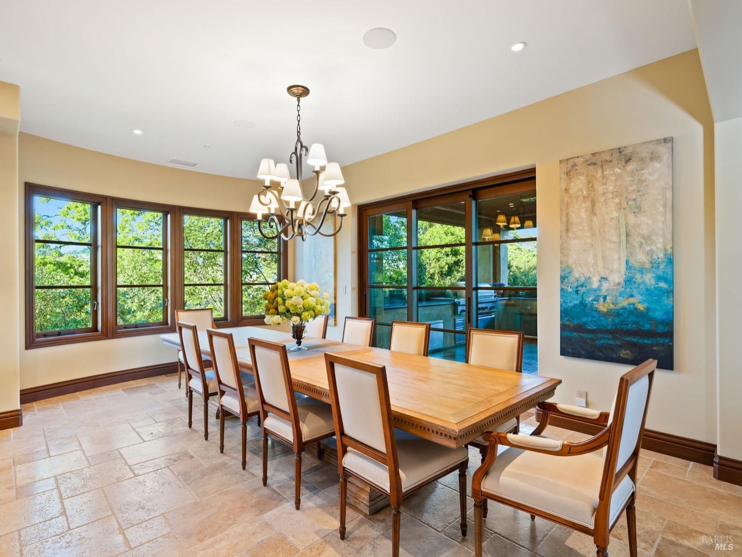 Detail Gallery Image 12 of 95 For 6444 Cottage Ridge Rd, Santa Rosa,  CA 95403 - 4 Beds | 4/2 Baths