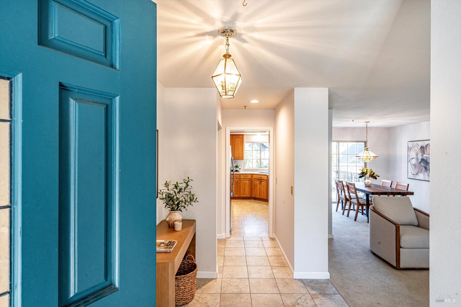 Detail Gallery Image 2 of 37 For 2908 Victoria Ct, Napa,  CA 94558 - 3 Beds | 2 Baths