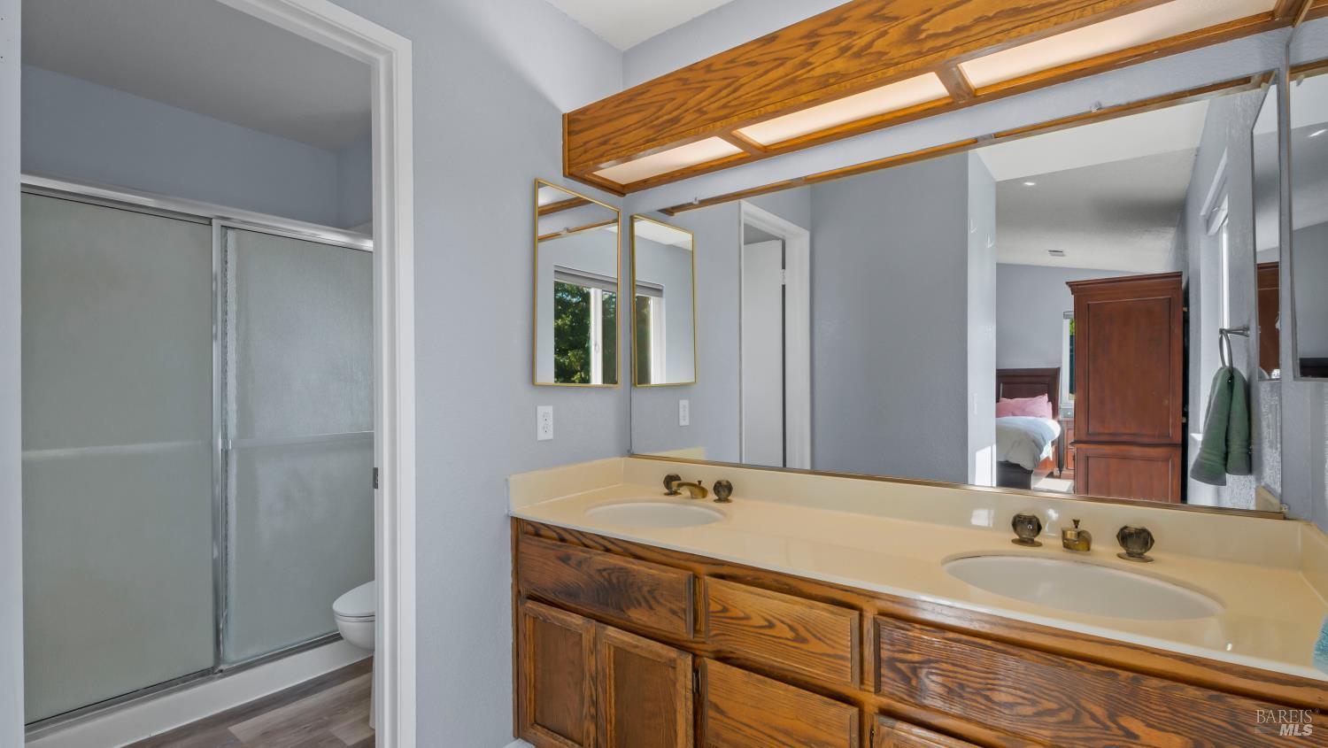 Detail Gallery Image 29 of 68 For 202 Songbird Ct, Vacaville,  CA 95687 - 4 Beds | 3 Baths