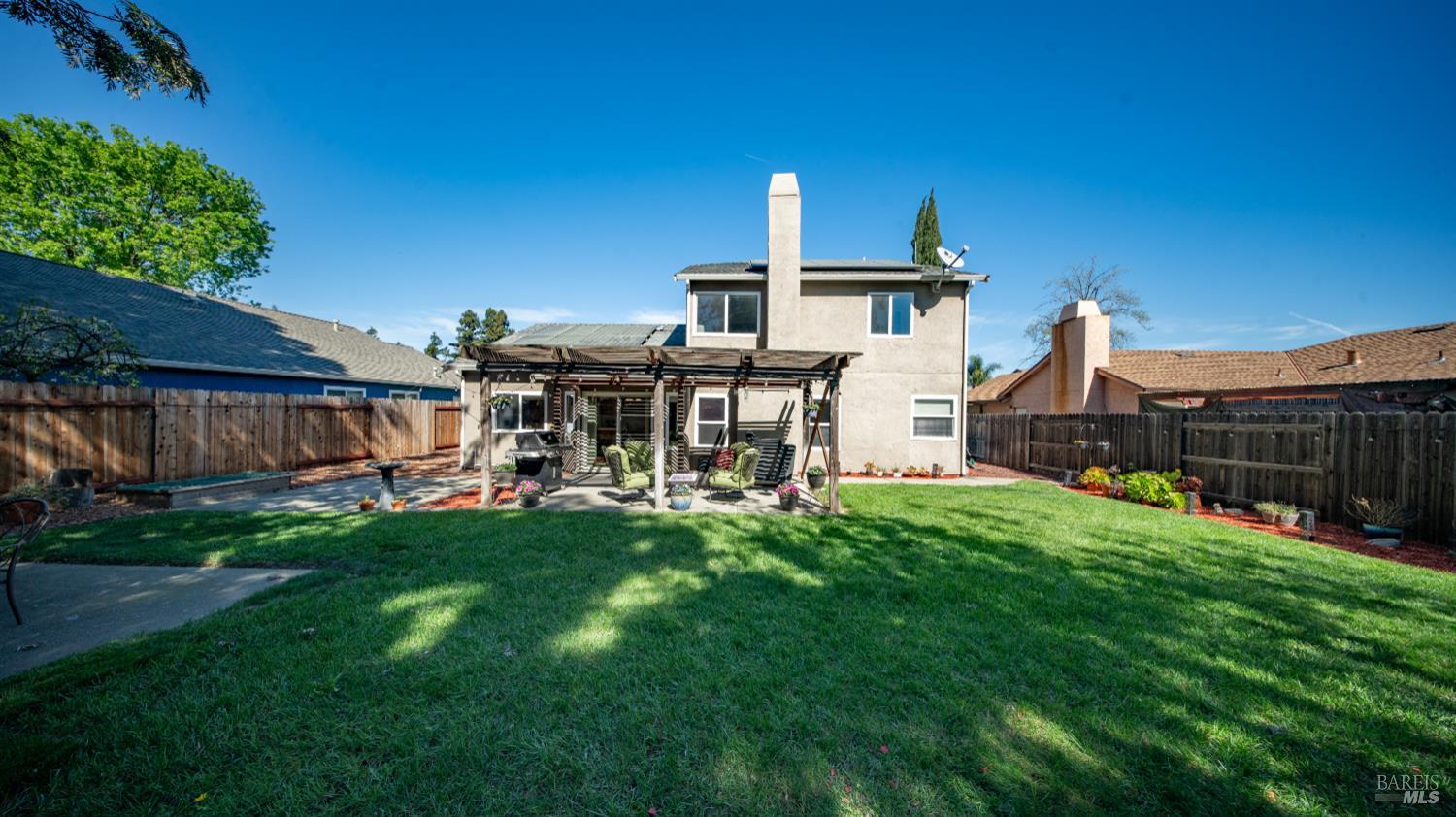 Detail Gallery Image 37 of 68 For 202 Songbird Ct, Vacaville,  CA 95687 - 4 Beds | 3 Baths