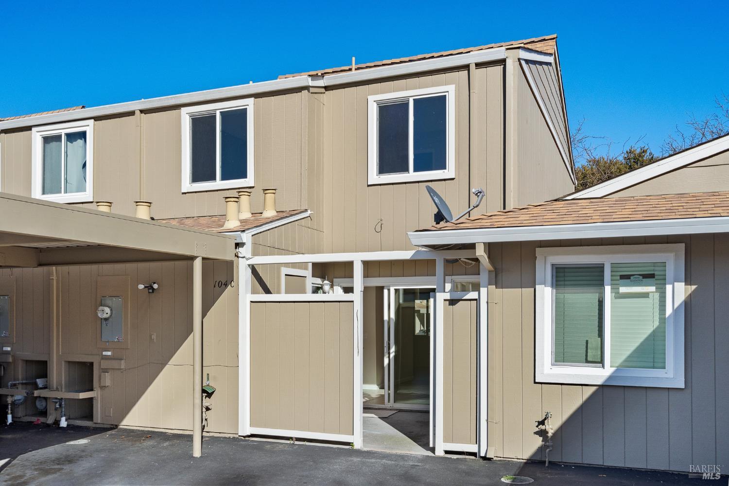 Detail Gallery Image 22 of 30 For 104 Oliva Ct #C,  Novato,  CA 94947 - 3 Beds | 1/1 Baths